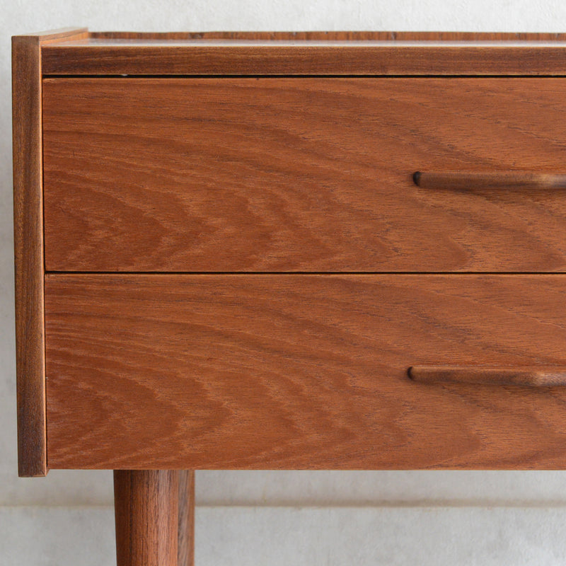 デンマーク ヴィンテージ チーク２段チェスト　5-132