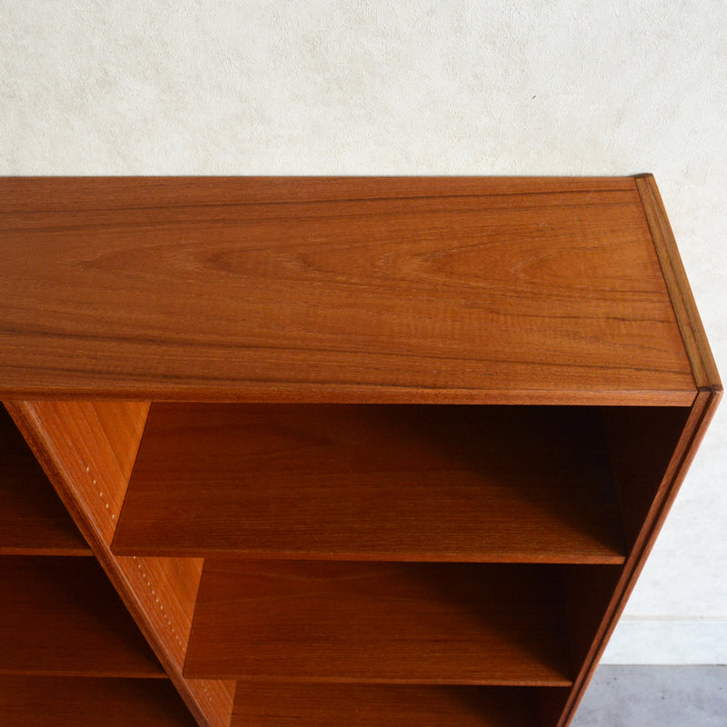 デンマーク ヴィンテージ チーク 3段ブックシェルフ 5-58