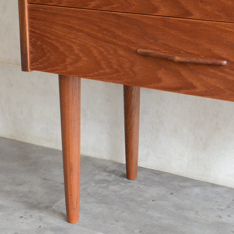 デンマーク ヴィンテージ チーク２段チェスト　5-132