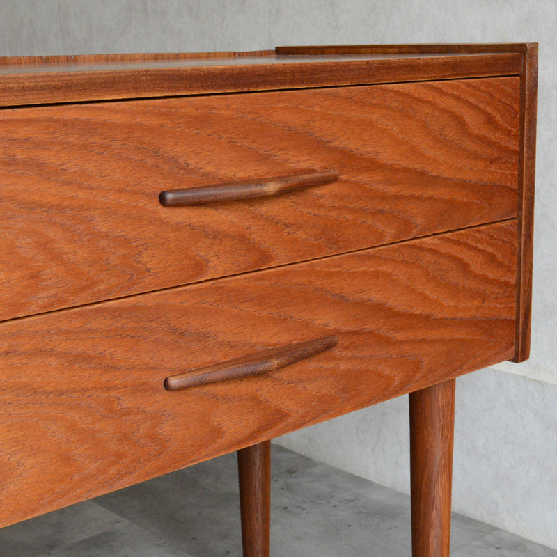 デンマーク ヴィンテージ チーク２段チェスト　5-132