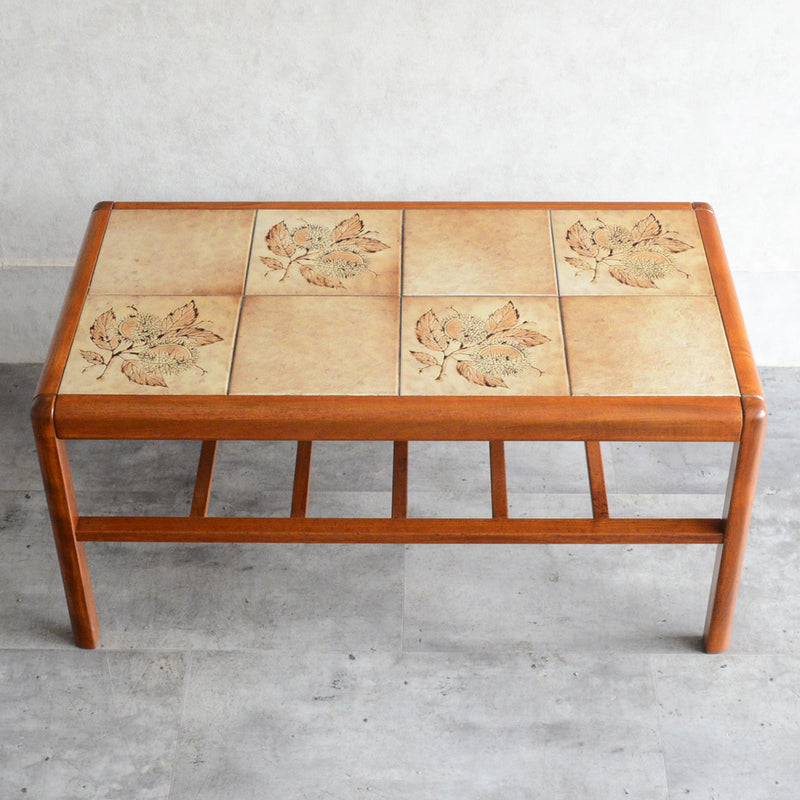 デンマーク ヴィンテージ　タイルトップローテーブル41(棚付）