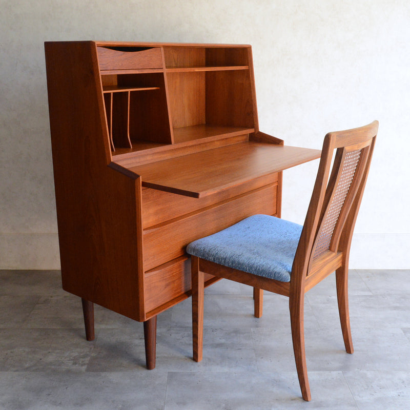 デンマークヴィンテージ　チークビューロー（ミラー付）　D-2