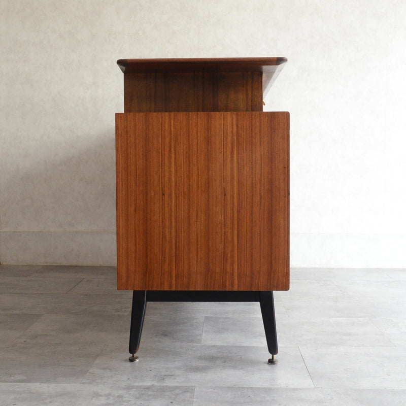 G-PLAN ジープラン Tola&Black　ショートサイドボード 27（天板剝離再塗装済）