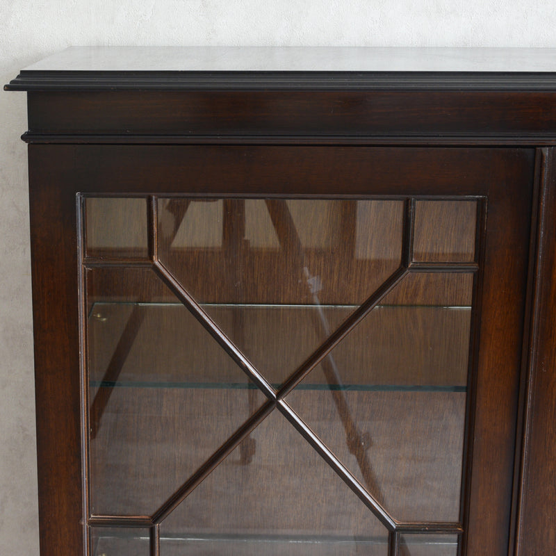 イギリス クラシック   シノワズリ ガラスキャビネット 06