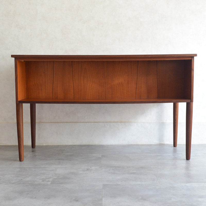 デンマークヴィンテージ チークデスク（鍵付） P-11