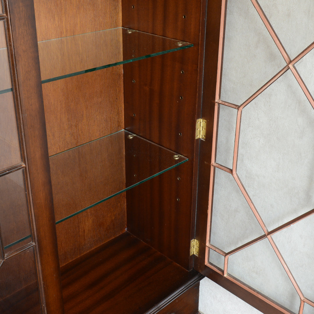 イギリス クラシック   シノワズリ ガラスキャビネット 06