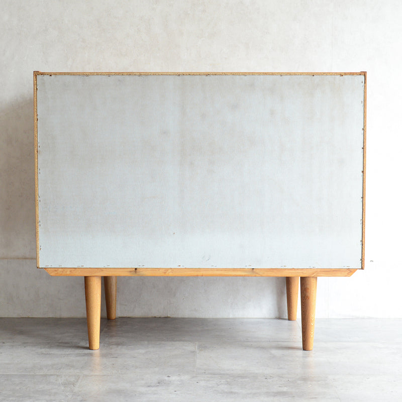 デンマーク ヴィンテージ　オークキャビネット 3-4