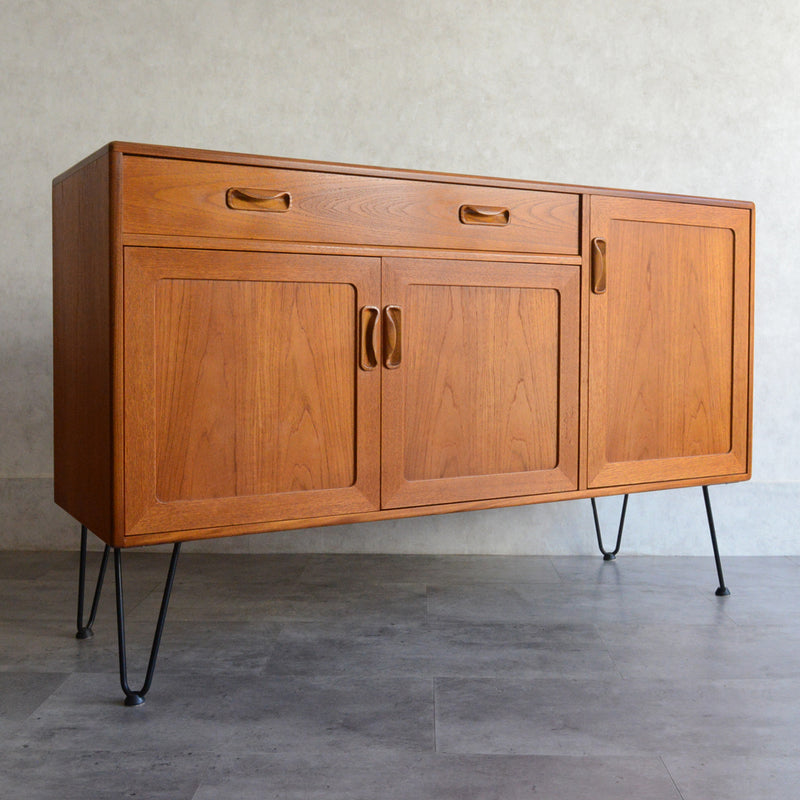 G-PLAN ジープラン ショートサイドボード （アイアンレッグ）25