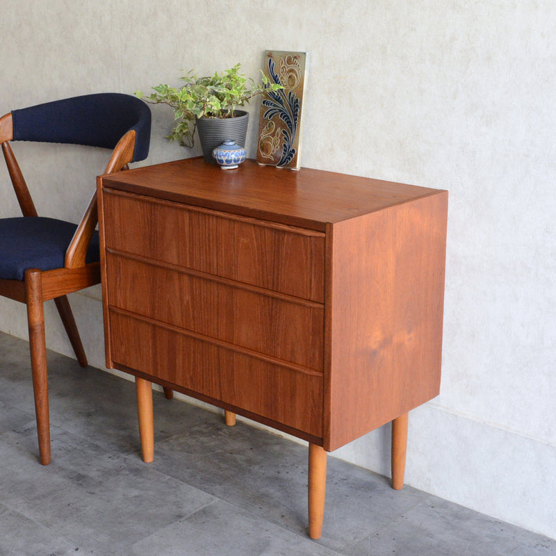 デンマーク ヴィンテージ チーク 3段チェスト 5-59