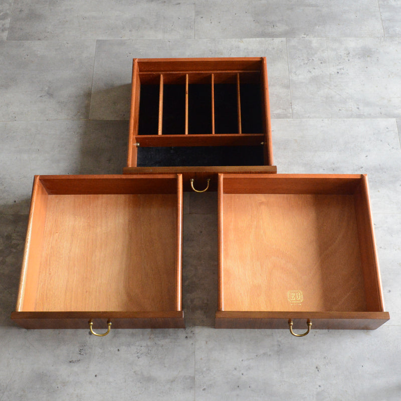 G-PLAN ジープラン Tola&Black　ショートサイドボード 27（天板剝離再塗装済）