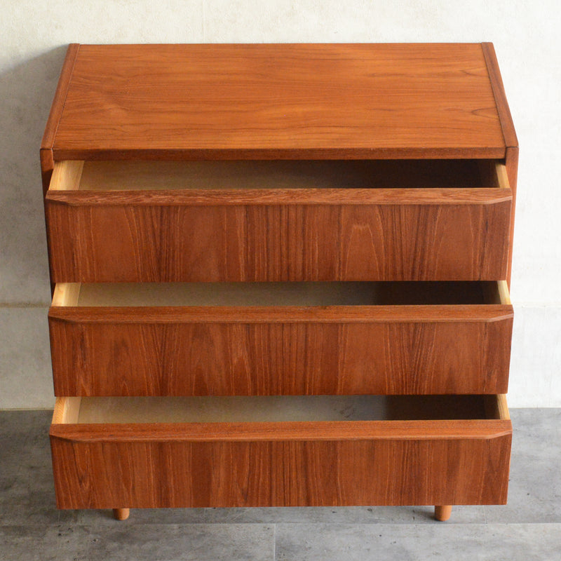 デンマーク ヴィンテージ チーク 3段チェスト 5-59