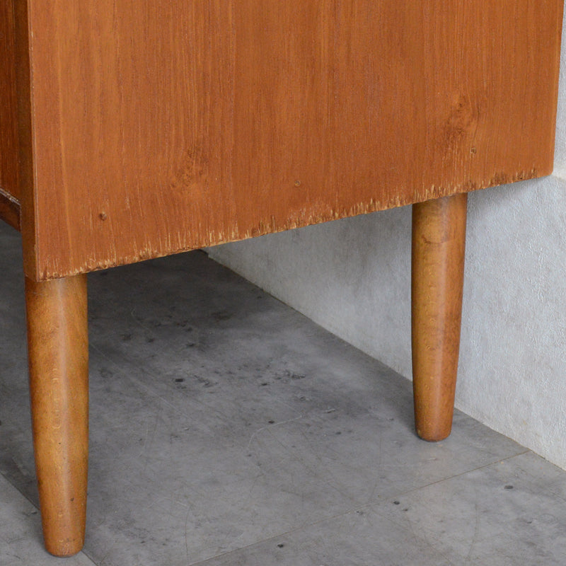 デンマーク ヴィンテージ  チーク３段チェスト8-44