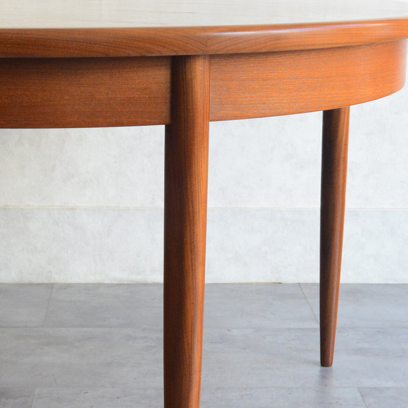 G-PLAN ジープラン  エクステンション ラウンドテーブル 97 (天板剥離再塗装）