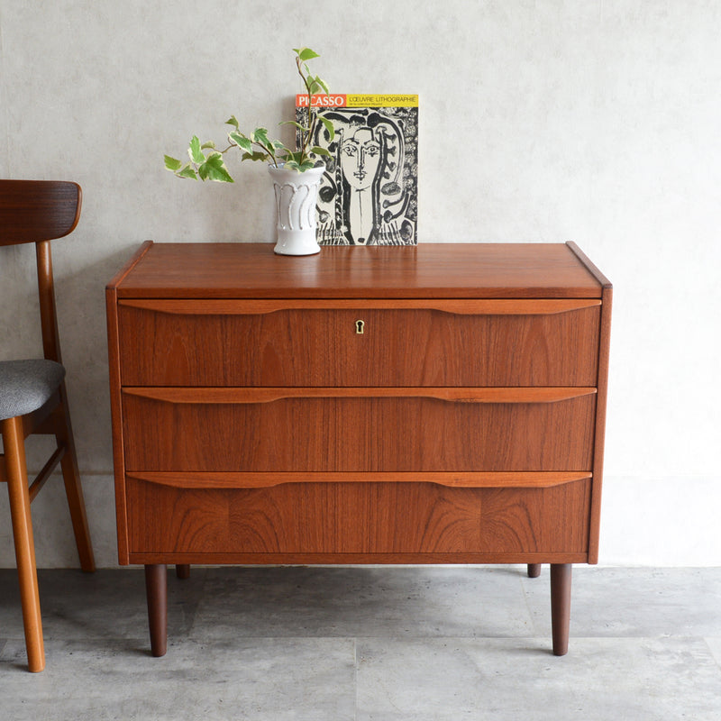 デンマーク ヴィンテージ  チーク３段チェスト 3-45(ウッドオイル仕上）