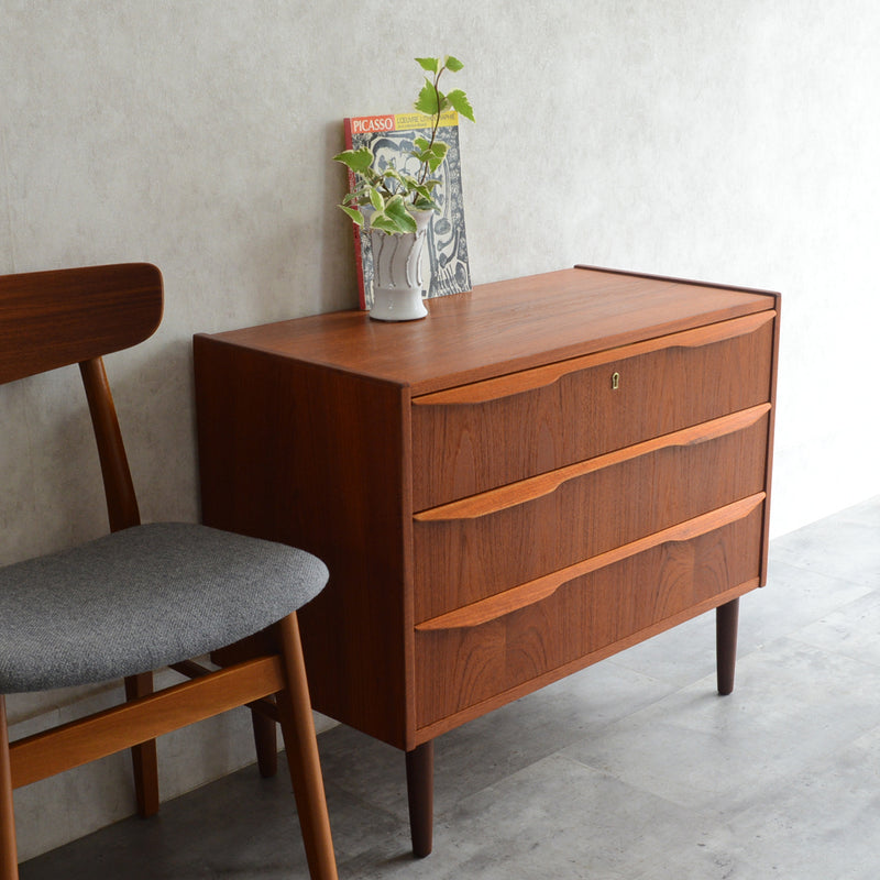 デンマーク ヴィンテージ  チーク３段チェスト 3-45(ウッドオイル仕上）