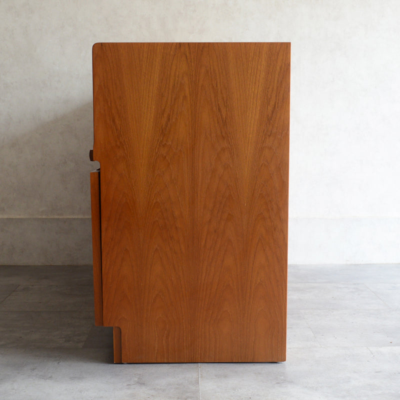 Nathan ネイサン キャビネット/レコードキャビネット 32(天板隔離再塗装済）