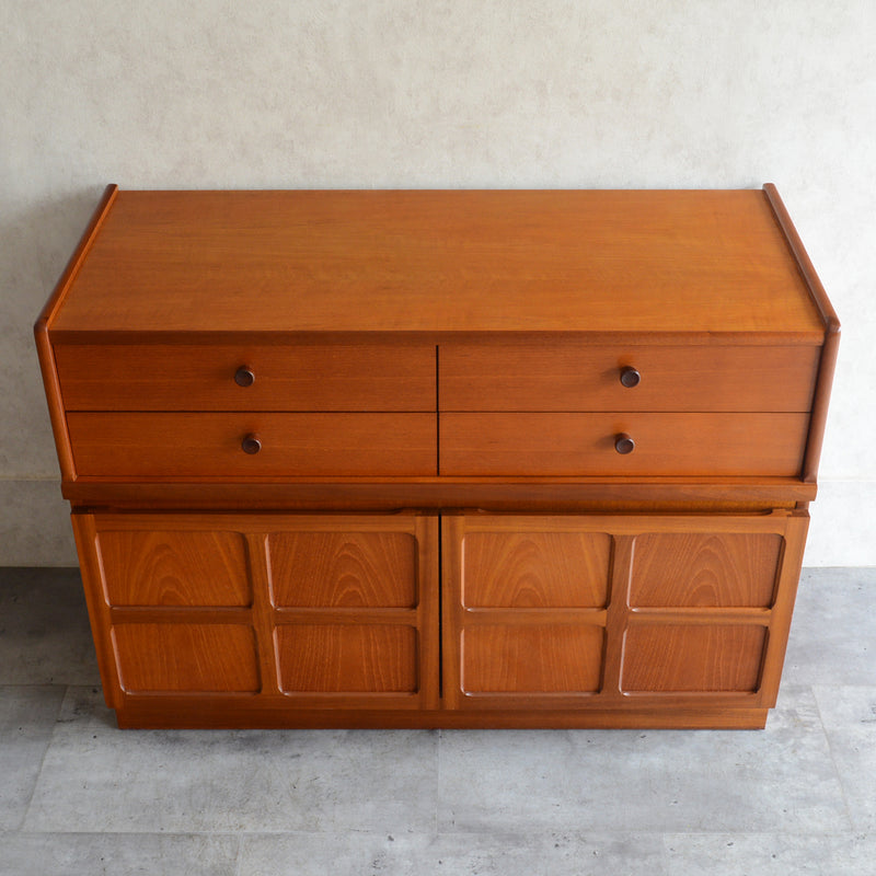 Nathan ネイサン キャビネット/レコードキャビネット 32(天板隔離再塗装済）