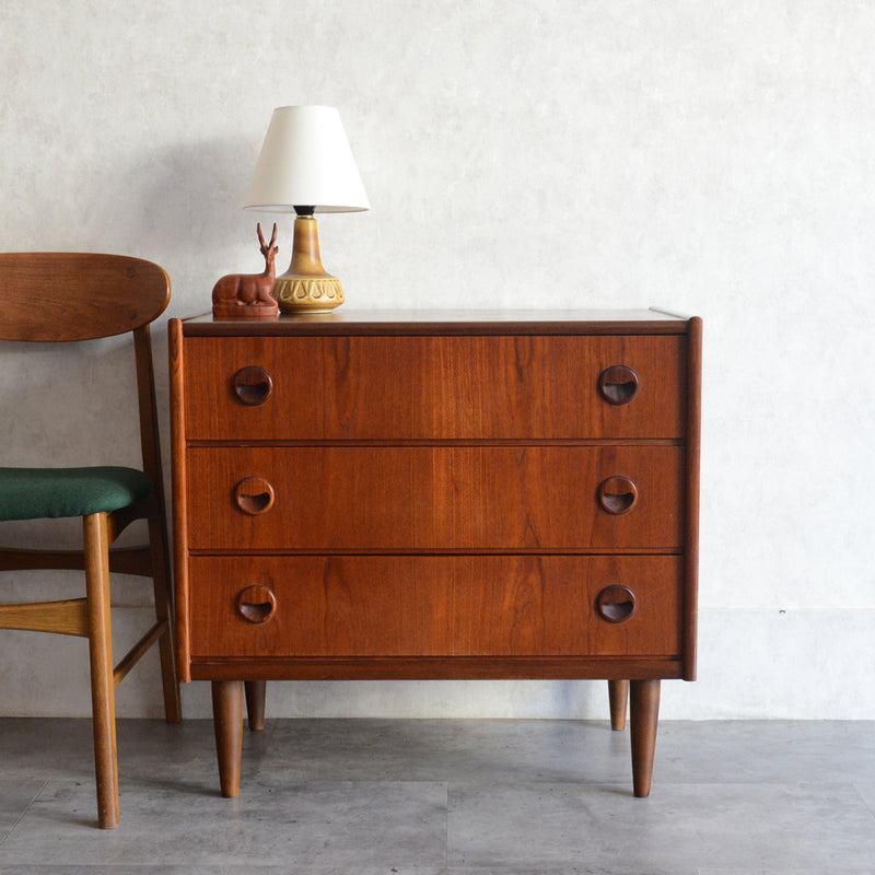 デンマーク ヴィンテージ  チーク３段チェスト8-22