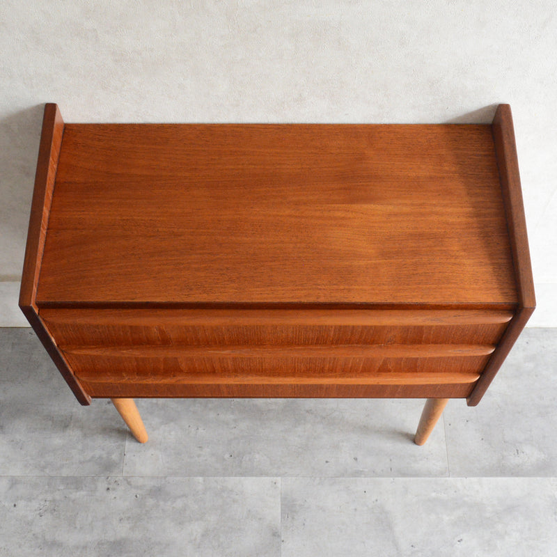 デンマーク ヴィンテージ  チーク ３段スモールチェスト 5-130