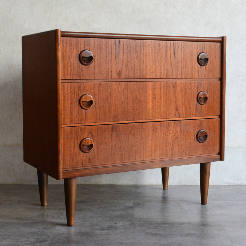 デンマーク ヴィンテージ  チーク３段チェスト8-22