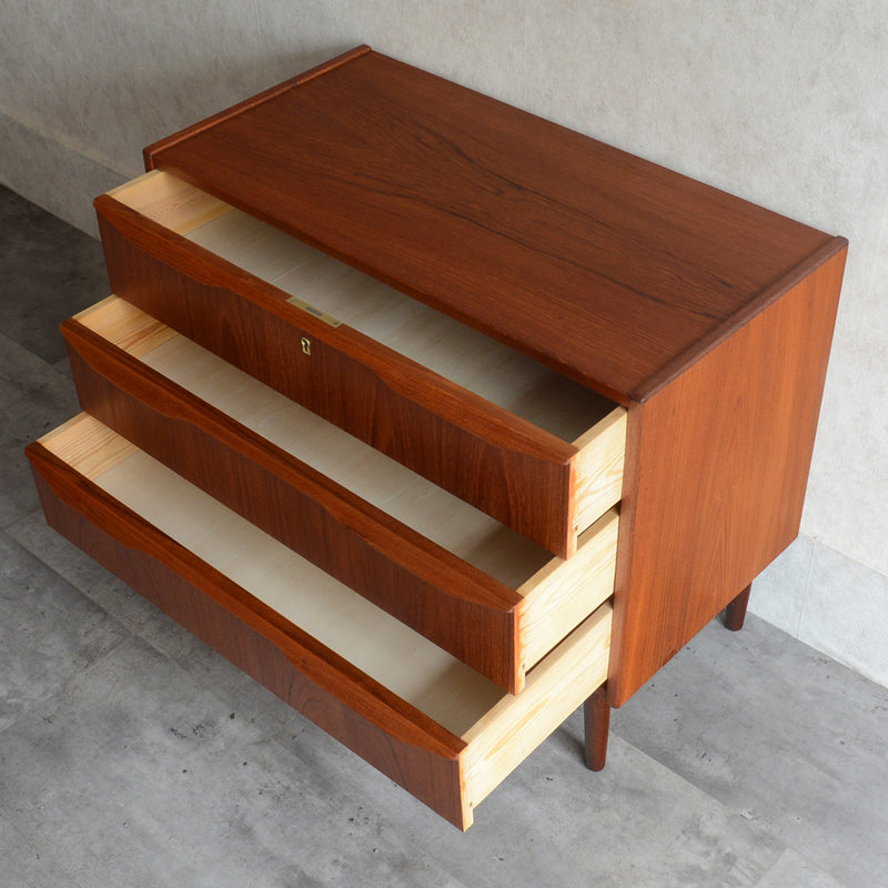 デンマーク ヴィンテージ  チーク３段チェスト 3-45(ウッドオイル仕上）