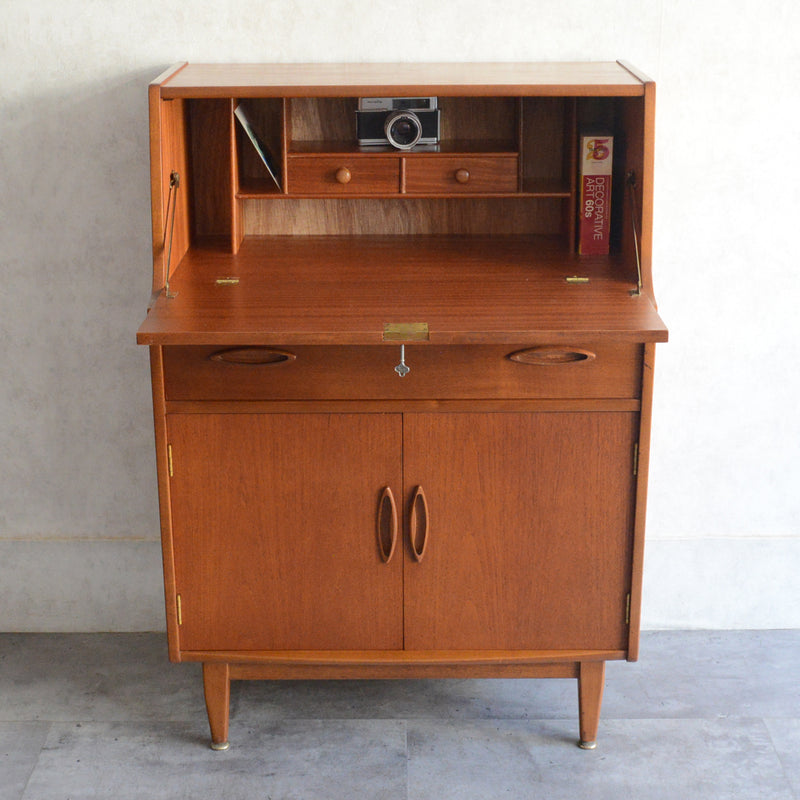 Jentique  ジェンティーク　ビューロー16(鍵付）