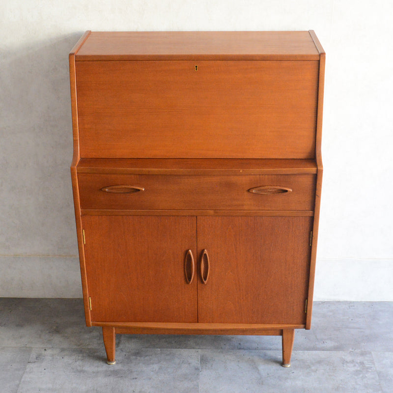 Jentique  ジェンティーク　ビューロー16(鍵付）