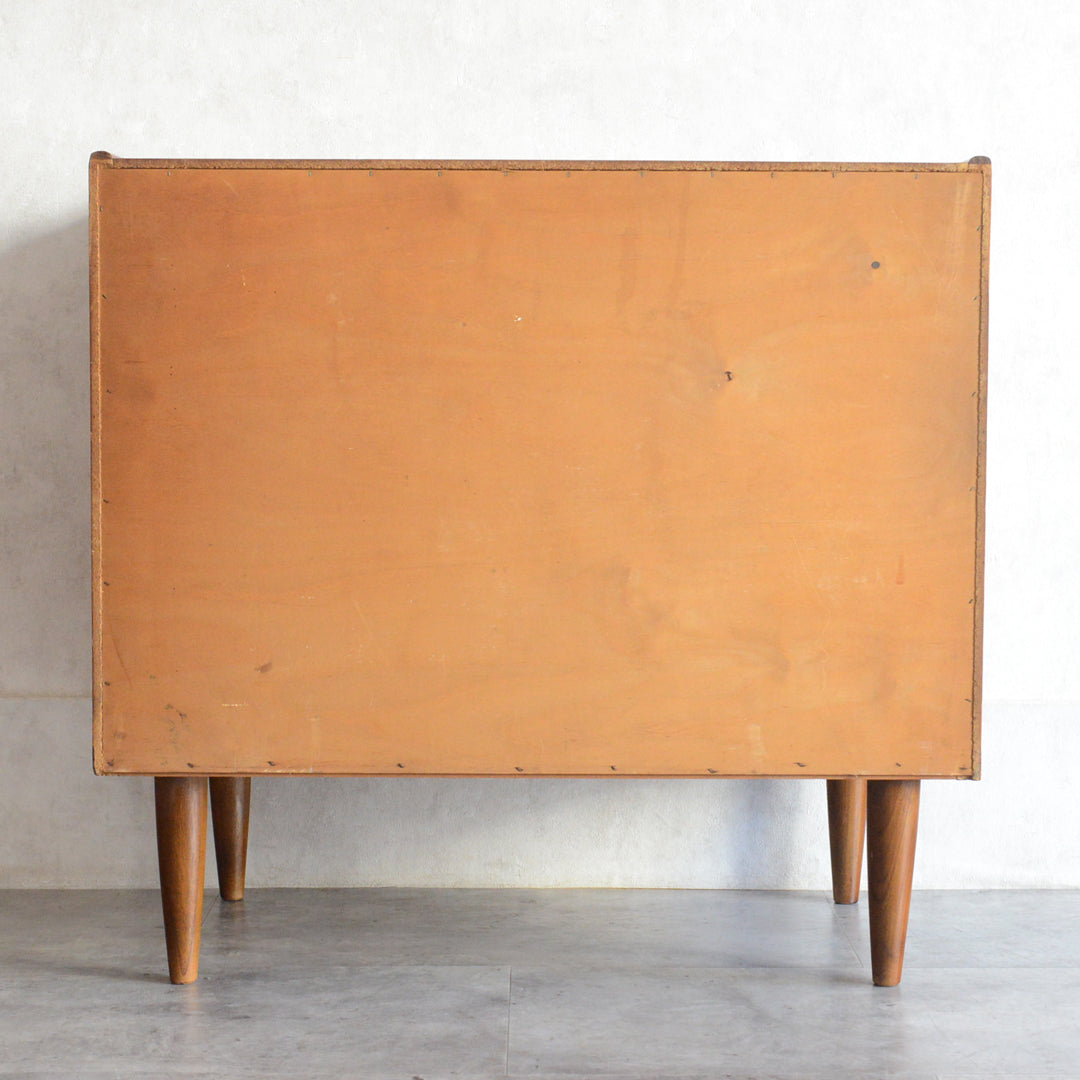 デンマーク ヴィンテージ  チーク３段チェスト8-22