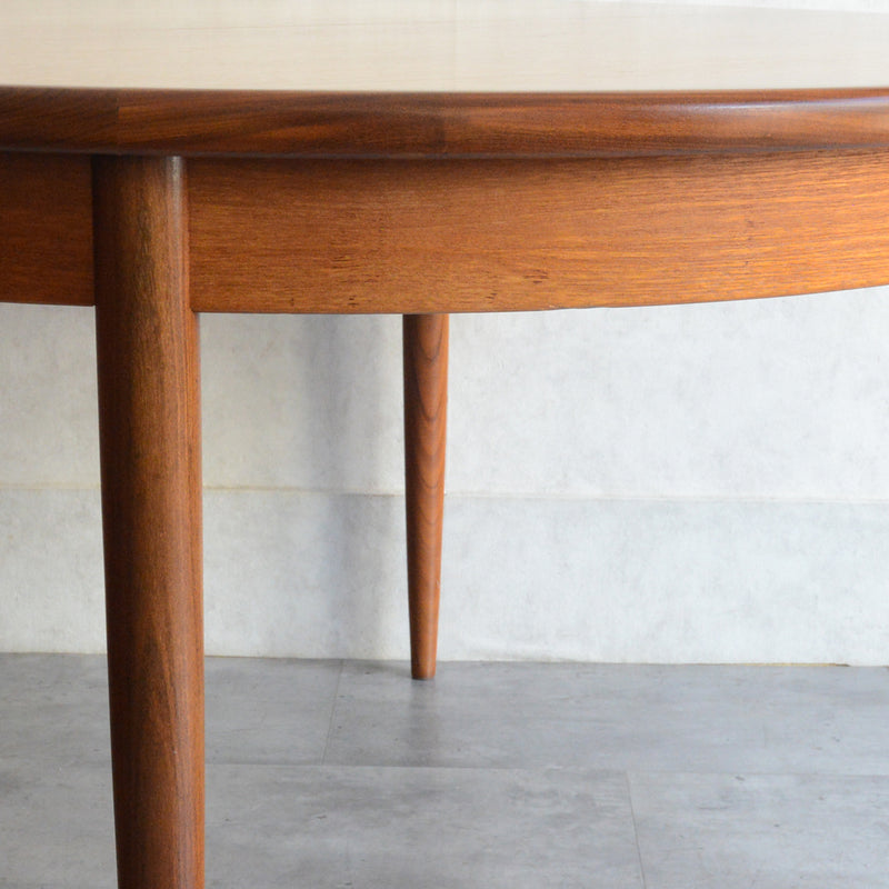 G-PLAN ジープラン  エクステンション ラウンドテーブル 98 (天板剥離再塗装）