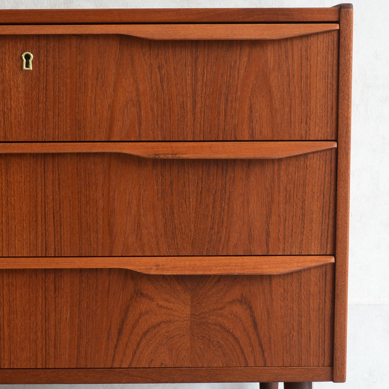 デンマーク ヴィンテージ  チーク３段チェスト 3-45(ウッドオイル仕上）