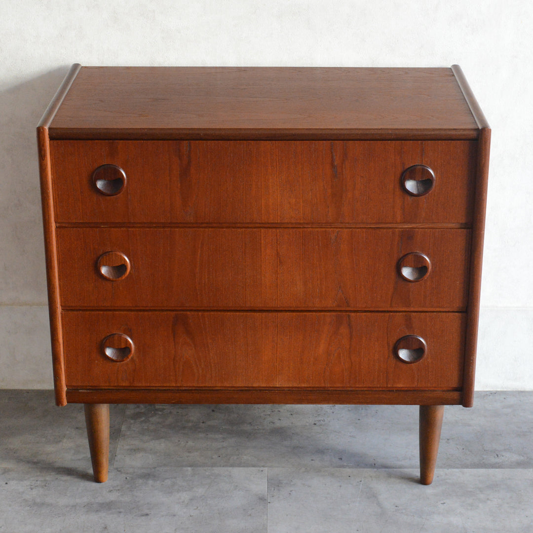 デンマーク ヴィンテージ  チーク３段チェスト8-22
