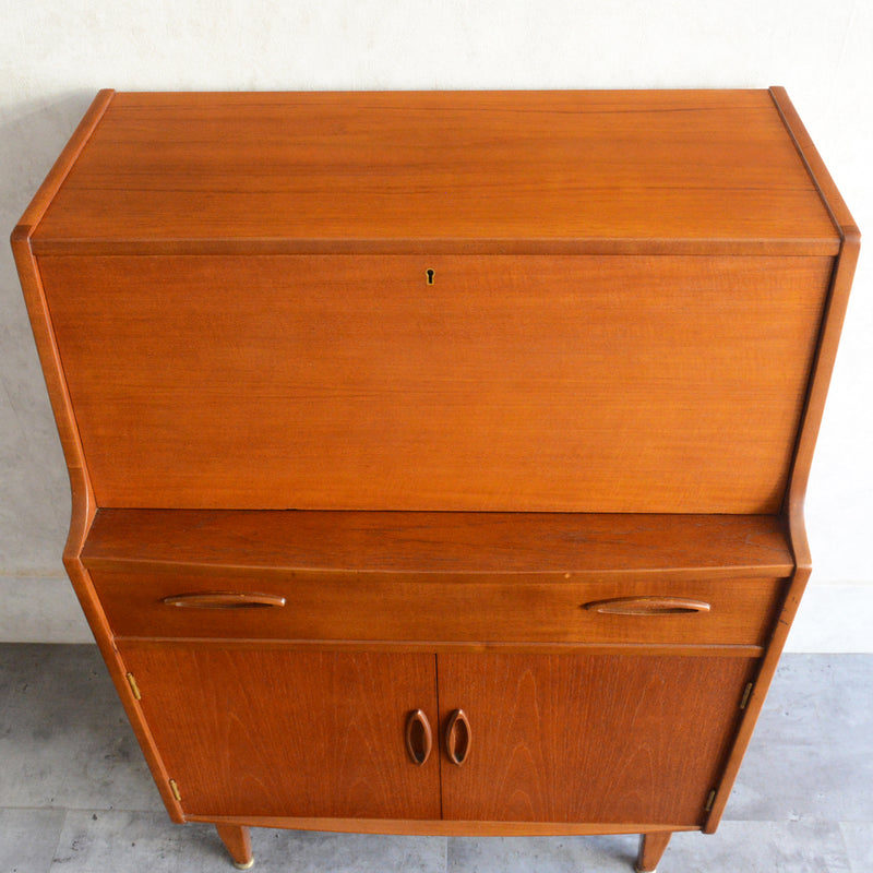 Jentique  ジェンティーク　ビューロー16(鍵付）