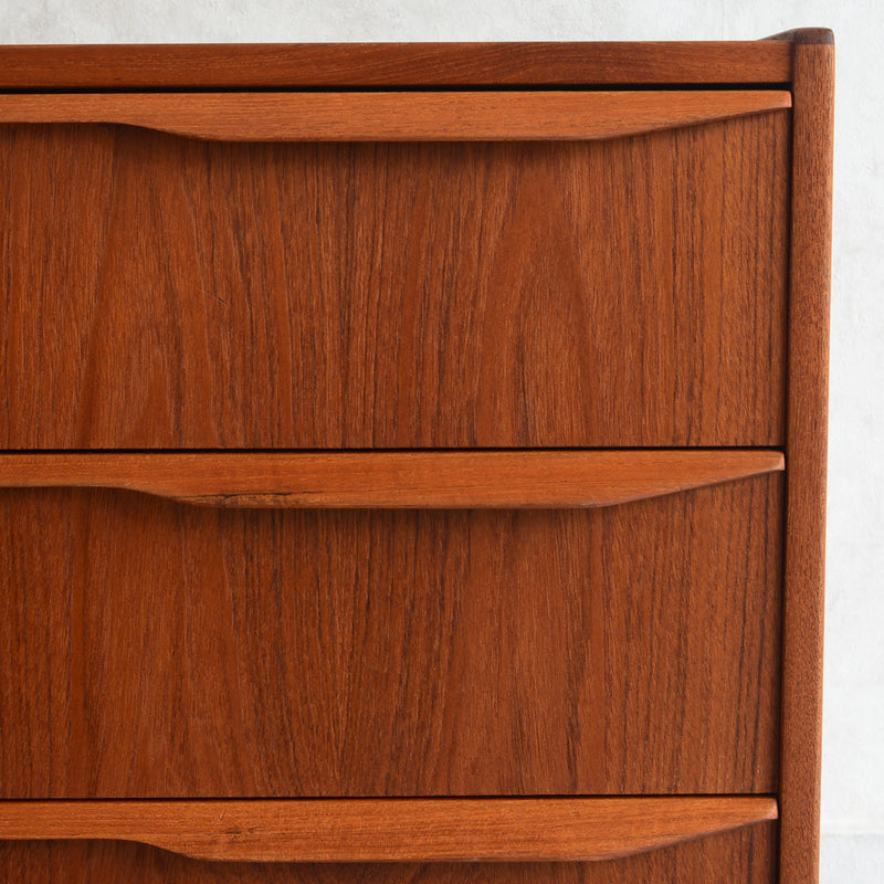 デンマーク ヴィンテージ  チーク３段チェスト 3-45(ウッドオイル仕上）