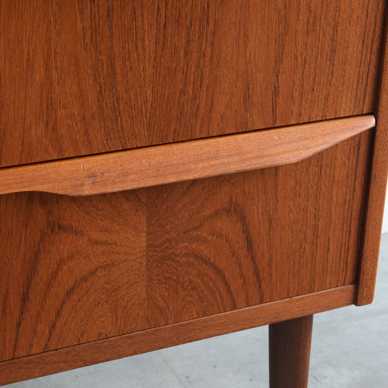 デンマーク ヴィンテージ  チーク３段チェスト 3-45(ウッドオイル仕上）