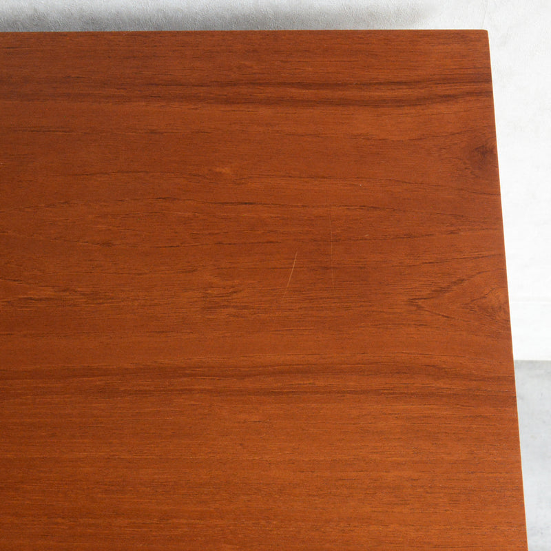 O様ご予約品　ミッドセンチュリー チークデスク24（鍵付）