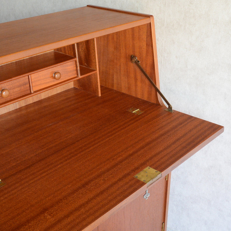 Jentique  ジェンティーク　ビューロー16(鍵付）