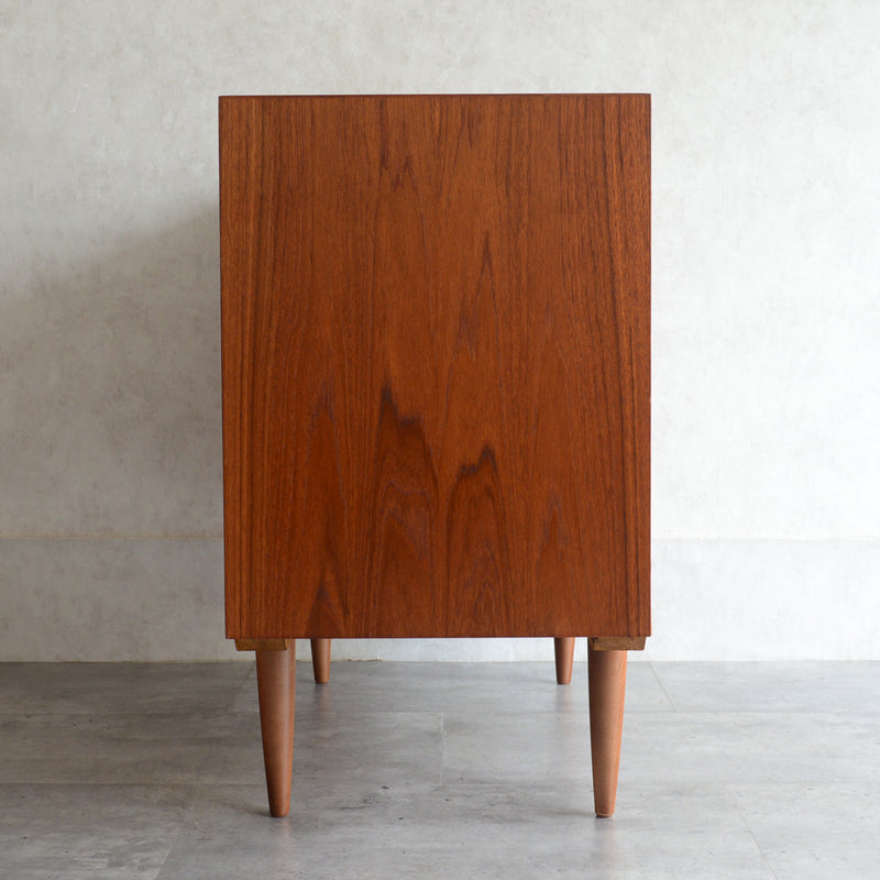 デンマーク ヴィンテージ　チーク キャビネット3-46(ウッドオイル仕上)