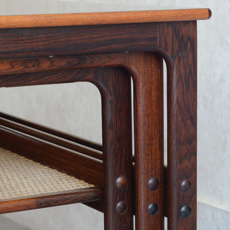 Johannes Andersen ヨハネスアンダーセン　ローズウッドネストテーブル C-6