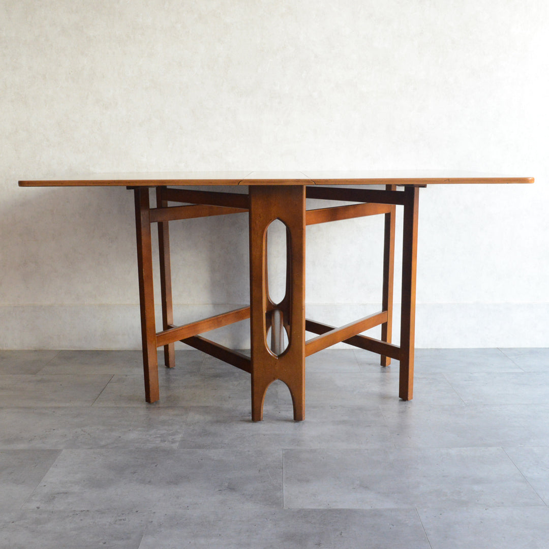 Jentique ジェンティーク　ゲートレッグ ダイニングテーブル41 (レクタングル）