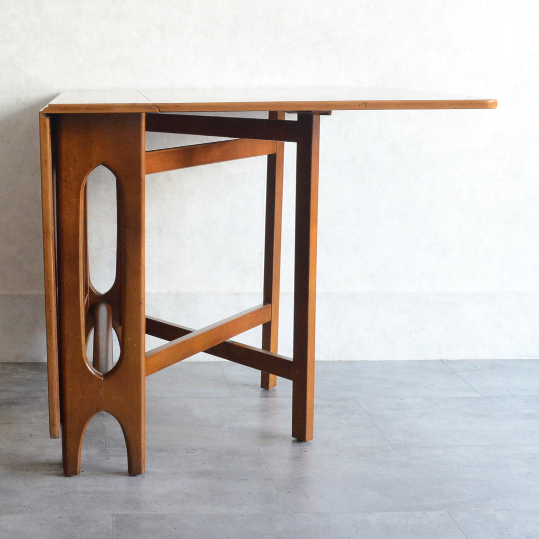 Jentique ジェンティーク　ゲートレッグ ダイニングテーブル41 (レクタングル）