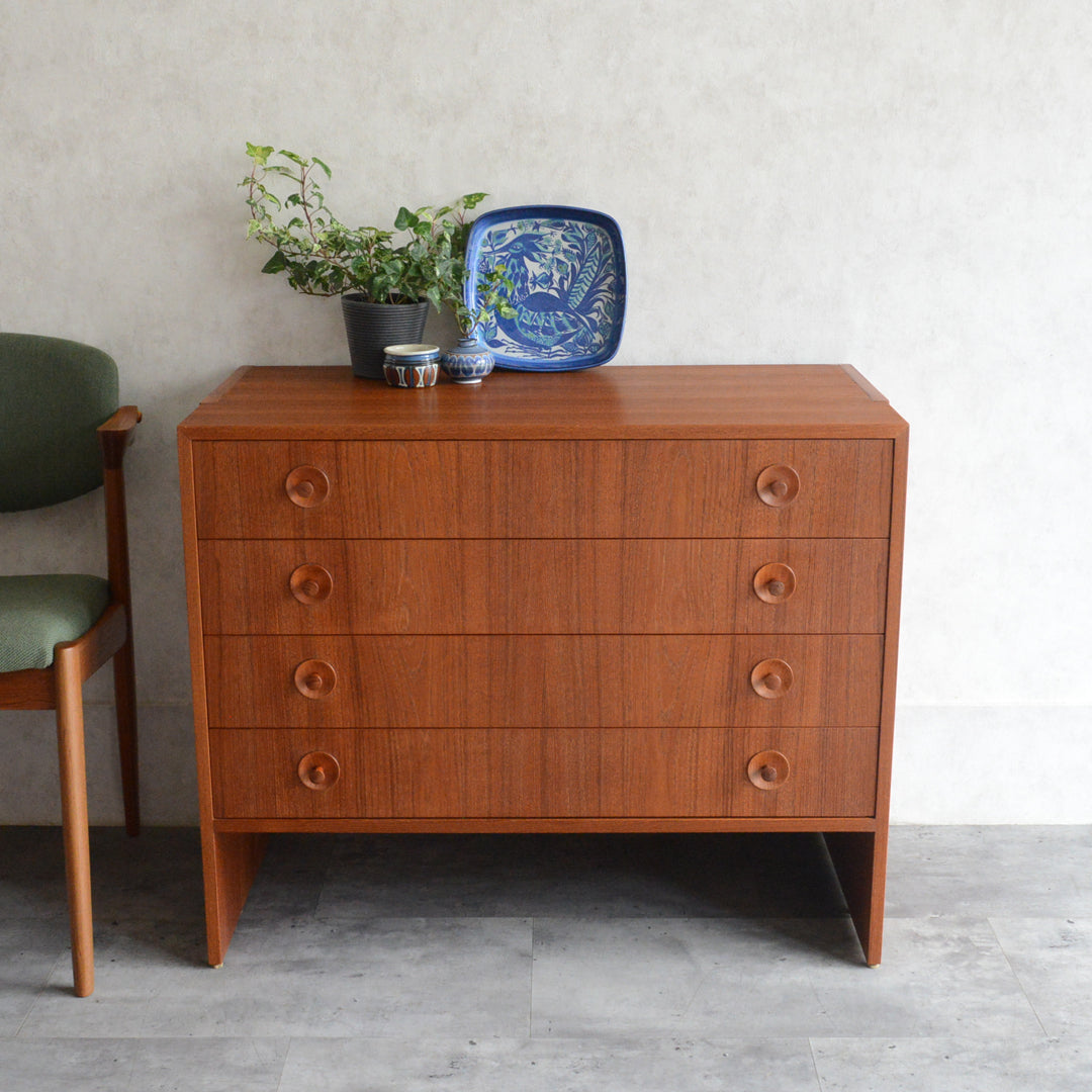 Johannes Andersen ヨハネスアンダーセン　チーク4段チェスト6-81