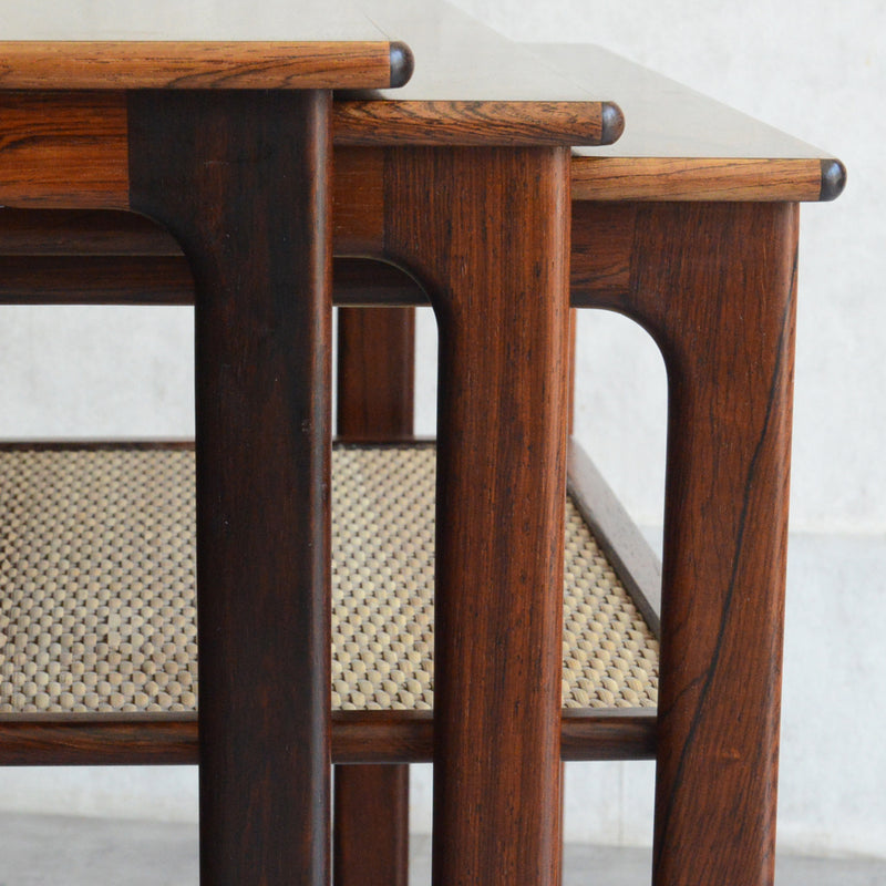 Johannes Andersen ヨハネスアンダーセン　ローズウッドネストテーブル C-6