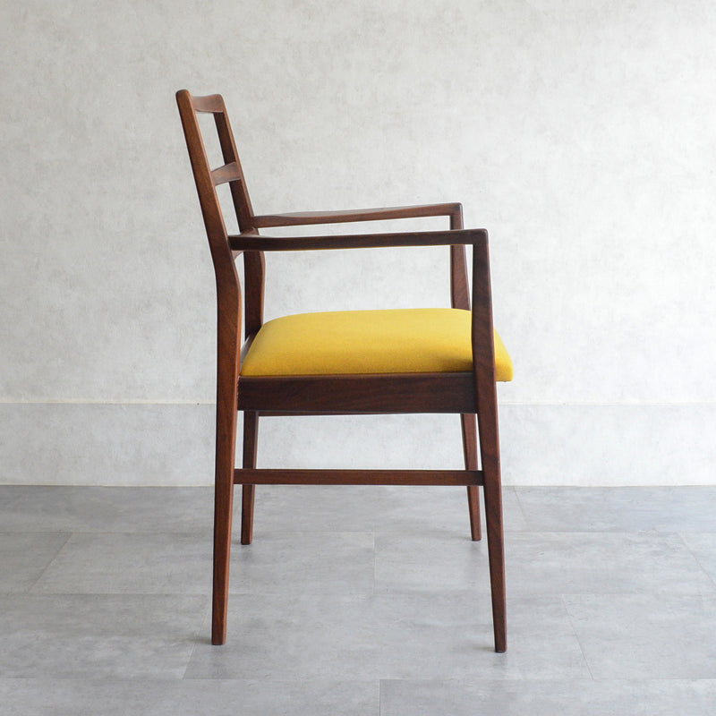 Richard Hornby ラダーバックアームチェア01　(張替済マスタード）