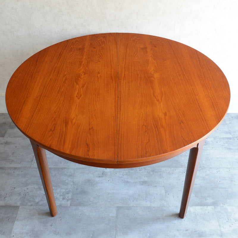 Nathan ネイサン エクステンション ラウンド ダイニングテーブル 11(天板剥離再塗装済）