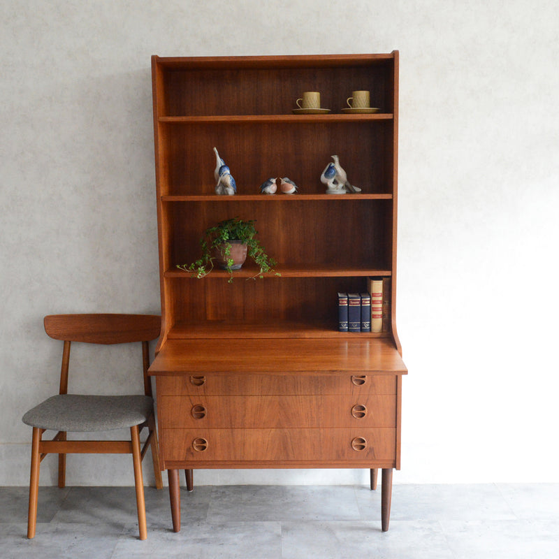デンマークヴィンテージ ブックシェルフ (ビューロー付）P-２