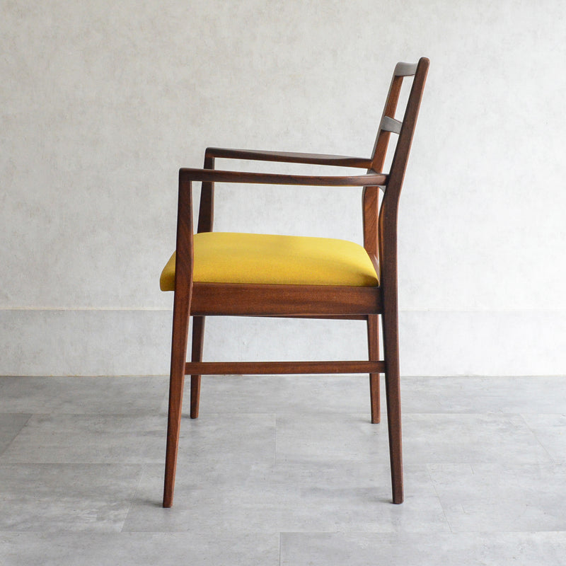 Richard Hornby ラダーバックアームチェア01　(張替済マスタード）