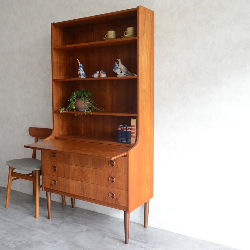 デンマークヴィンテージ ブックシェルフ (ビューロー付）P-２