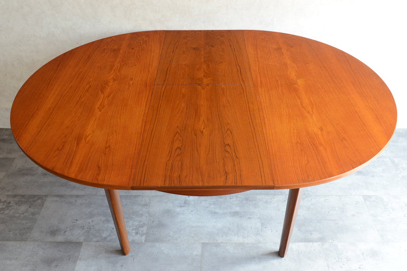 Nathan ネイサン エクステンション ラウンド ダイニングテーブル 11(天板剥離再塗装済）