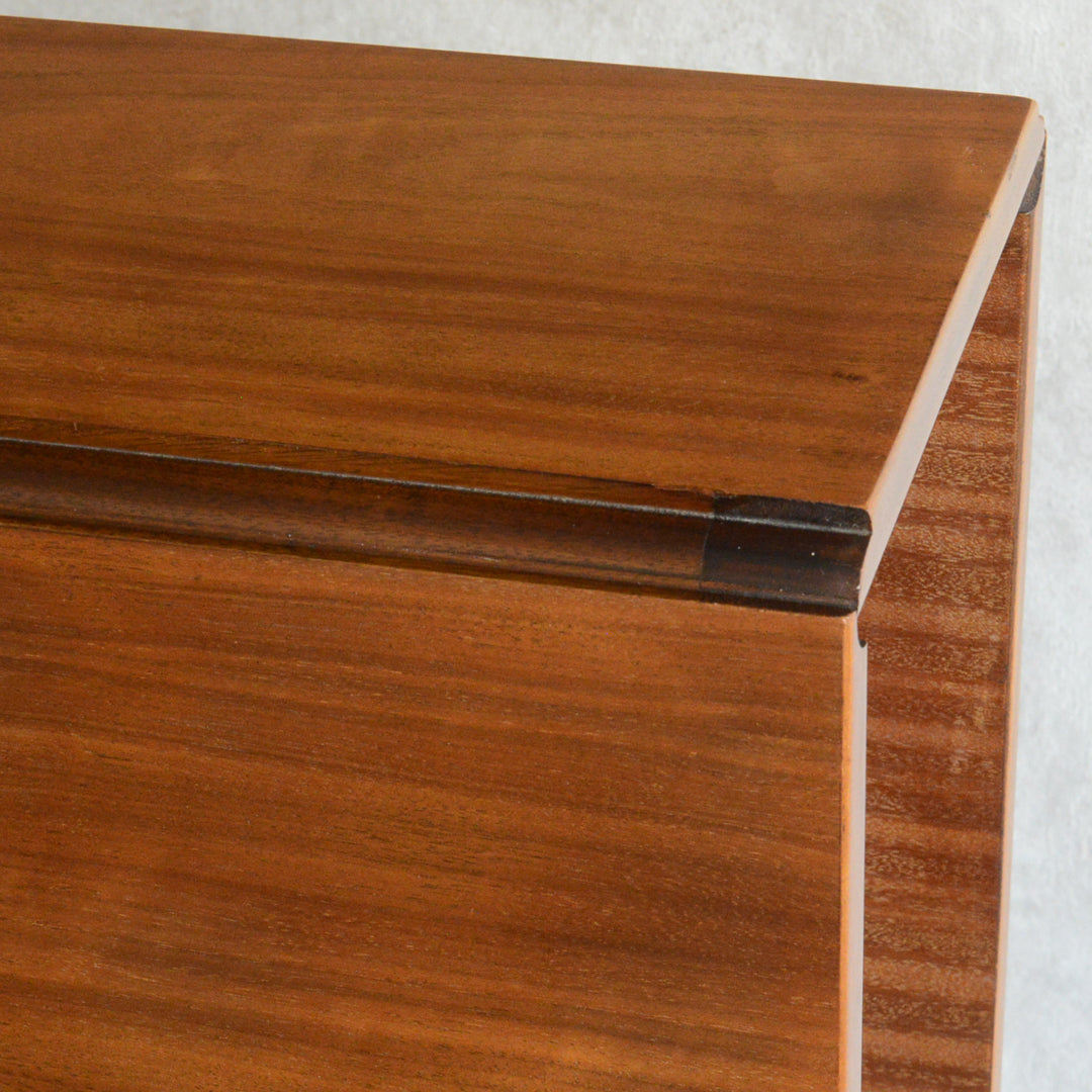 Jentique ジェンティーク　ゲートレッグ ダイニングテーブル41 (レクタングル）