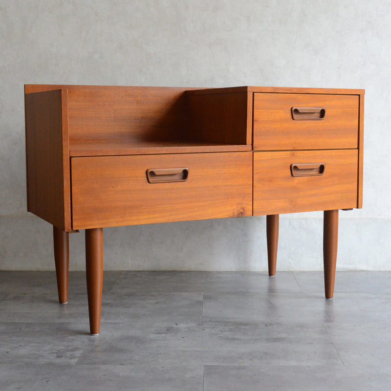 ミッドセンチュリー ドレッサーチェスト 11